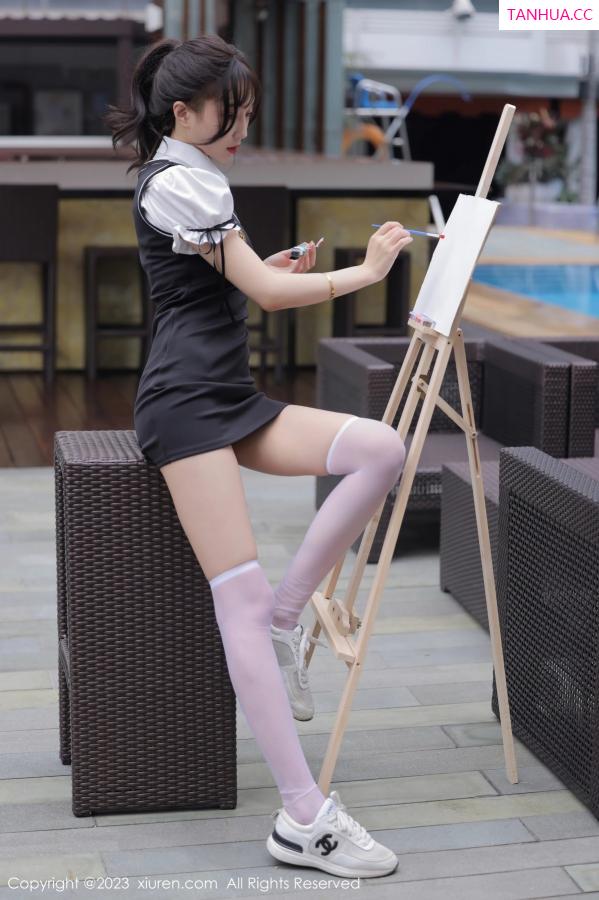玥儿玥  [XiuRen]高清写真图 2023.06.09 No.6889 玥儿玥er 丝袜美腿第5张图片